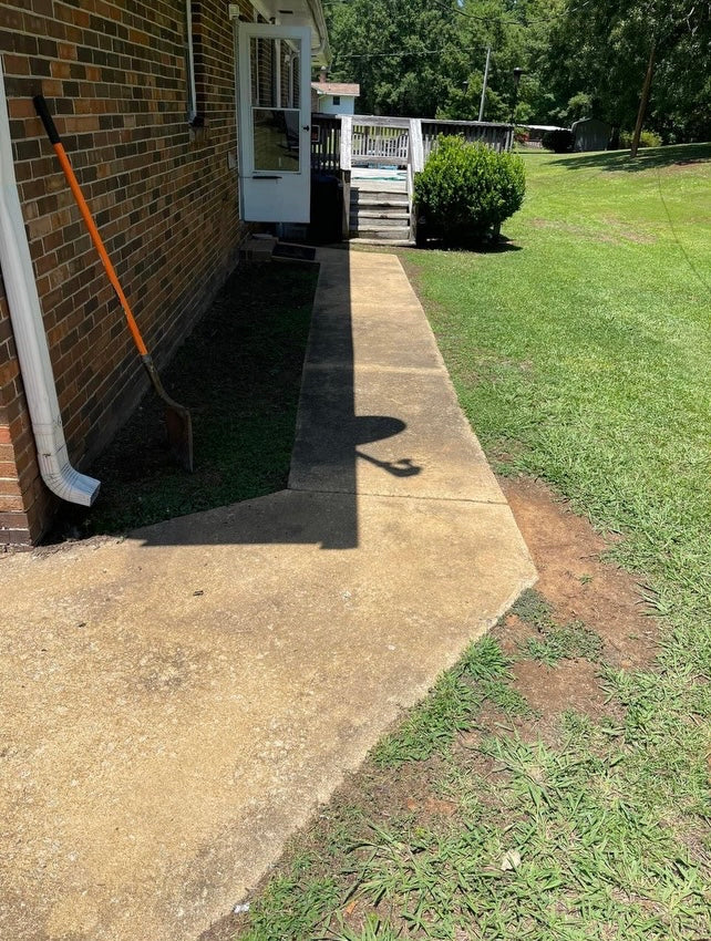 Sidewalk/Driveway/Concrete Cleaning